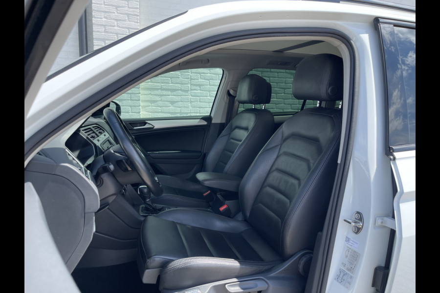 Volkswagen Tiguan 1.4 TSI ACT R-Line | Pano | Trekhaak | Leder | LED | DAB+ | CarPlay | 20 inch