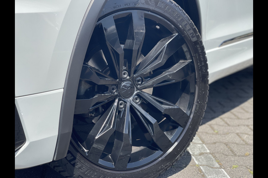 Volkswagen Tiguan 1.4 TSI ACT R-Line | Pano | Trekhaak | Leder | LED | DAB+ | CarPlay | 20 inch