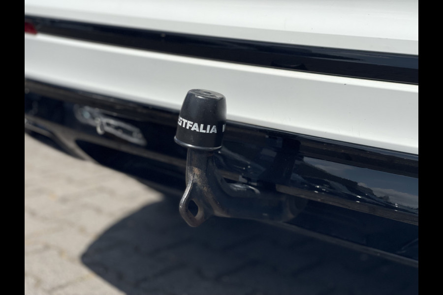 Volkswagen Tiguan 1.4 TSI ACT R-Line | Pano | Trekhaak | Leder | LED | DAB+ | CarPlay | 20 inch