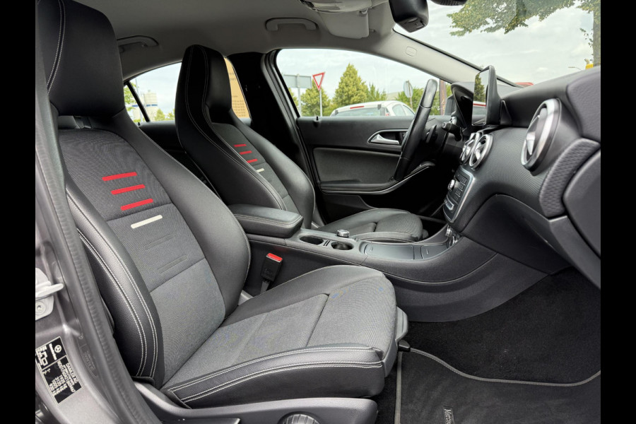 Mercedes-Benz A-Klasse 180 Business Solution 2e Eigenaar,Navi,Clima,Camera,Cruise,Sportstoel,N.A.P,123pk,APK tot 07-2026