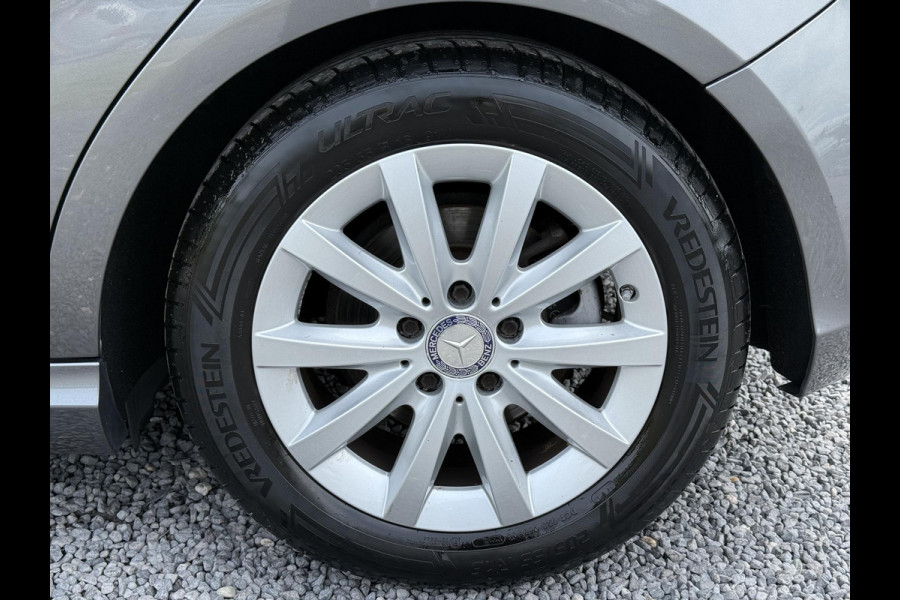 Mercedes-Benz A-Klasse 180 Business Solution 2e Eigenaar,Navi,Clima,Camera,Cruise,Sportstoel,N.A.P,123pk,APK tot 07-2026