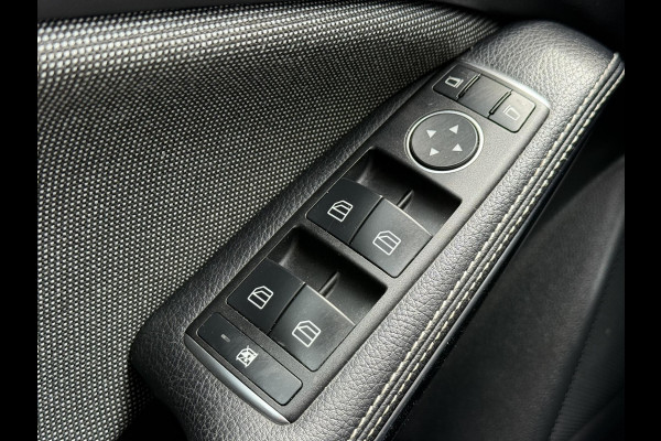 Mercedes-Benz A-Klasse 180 Business Solution 2e Eigenaar,Navi,Clima,Camera,Cruise,Sportstoel,N.A.P,123pk,APK tot 07-2026