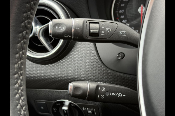 Mercedes-Benz A-Klasse 180 Business Solution 2e Eigenaar,Navi,Clima,Camera,Cruise,Sportstoel,N.A.P,123pk,APK tot 07-2026