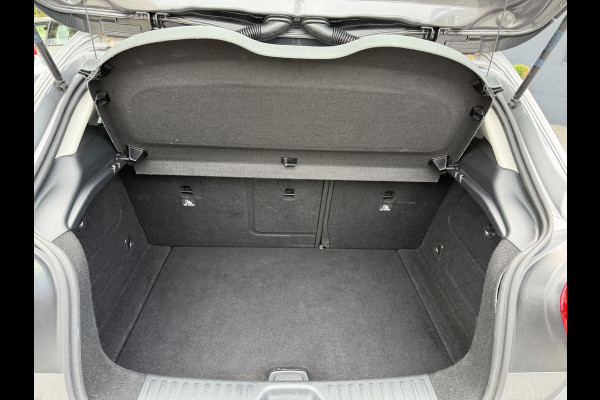 Mercedes-Benz A-Klasse 180 Business Solution 2e Eigenaar,Navi,Clima,Camera,Cruise,Sportstoel,N.A.P,123pk,APK tot 07-2026