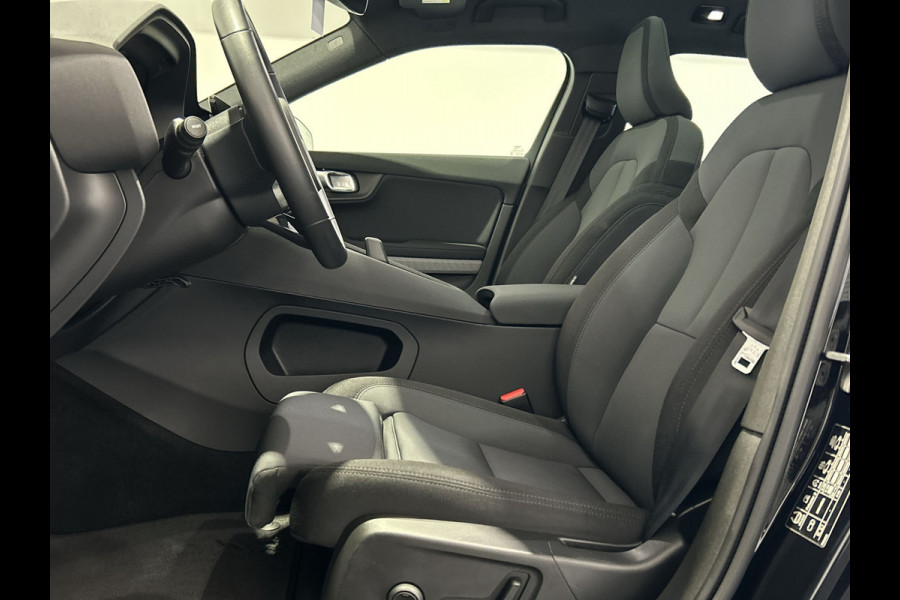 Polestar 2 Long Range Dual Motor 78 kWh | Pilot pakket | Plus pakket | 20" Lichtmetalen velgen | Soh (batterijcheck) 92 %