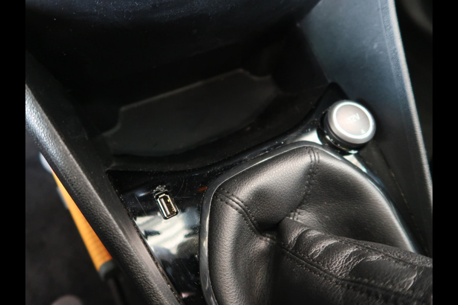 Ford Fiesta 1.1 Trend 5-drs. CRUISE/NAVI PACK/DRIVER ASS.PACK
