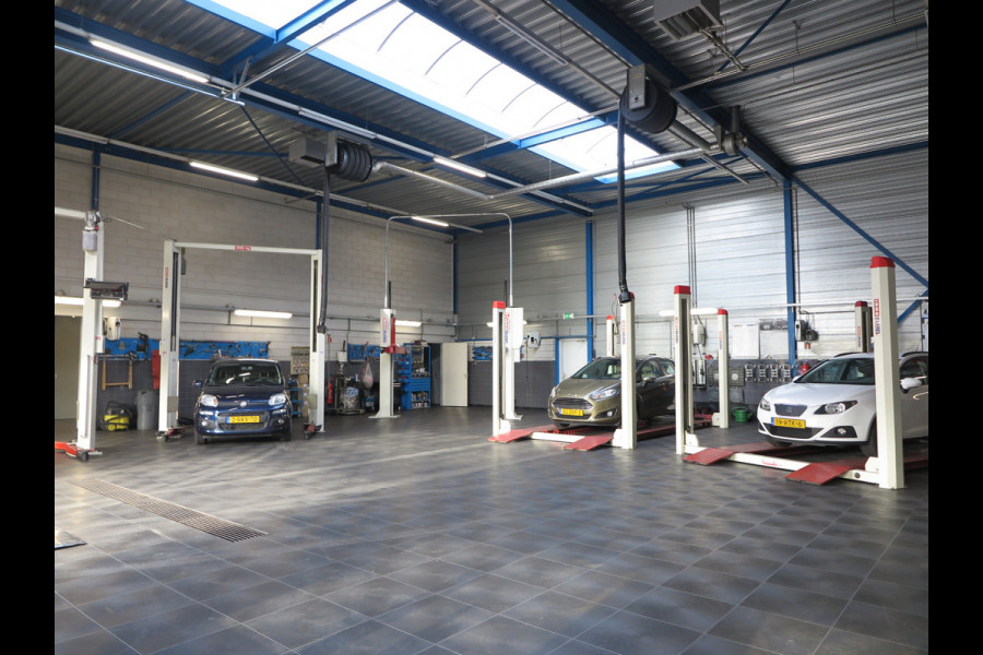 Ford Fiesta 1.1 Trend 5-drs. CRUISE/NAVI PACK/DRIVER ASS.PACK