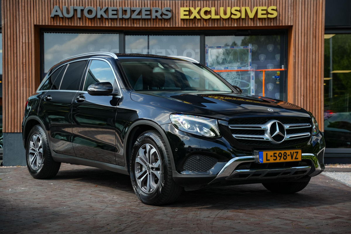 Mercedes-Benz GLC 220 d 4MATIC Premium Plus Led Sport stoelen Navi Mercedes-Benz GLC 220 d 4MATIC Premium Plus Led Sport stoelen Navi