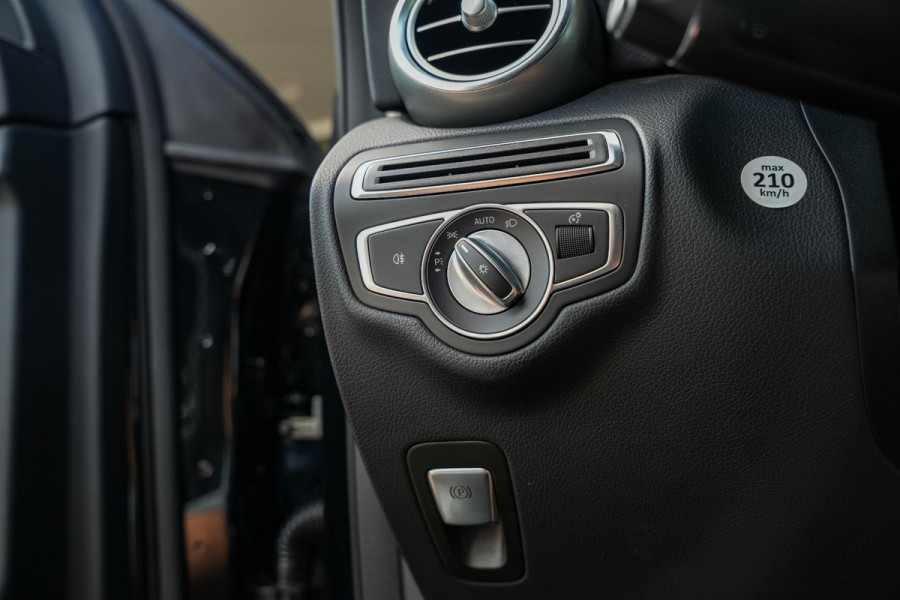 Mercedes-Benz GLC 220 d 4MATIC Premium Plus Led Sport stoelen Navi