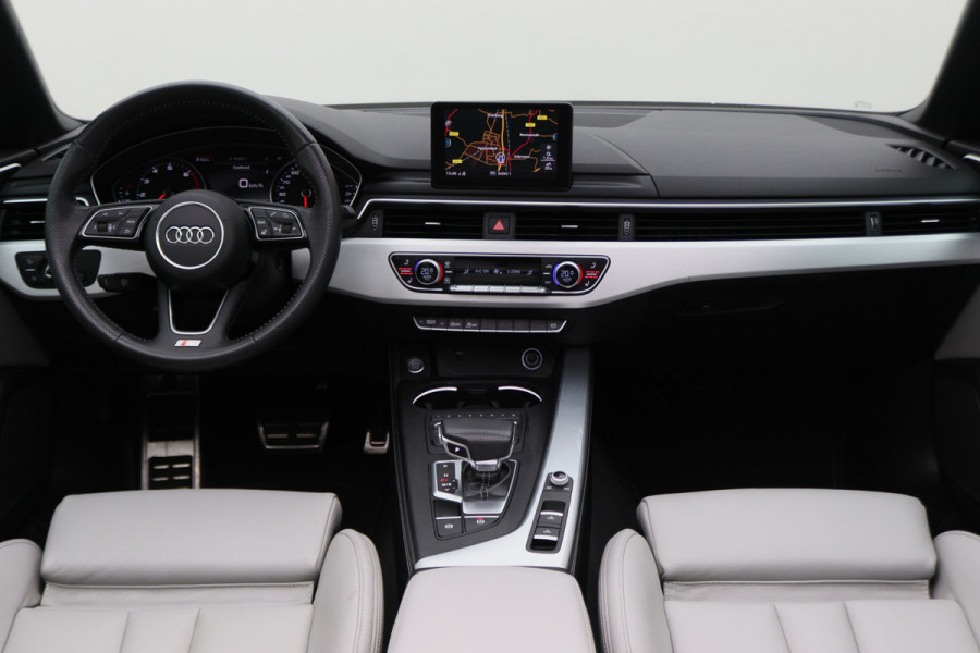 Audi A5 Cabriolet 40 TFSI Sport S Line Edition Leer, Apple Carplay, Verwarmd Stuurwiel, Cruise, PDC, Navigatie, LED, 20''