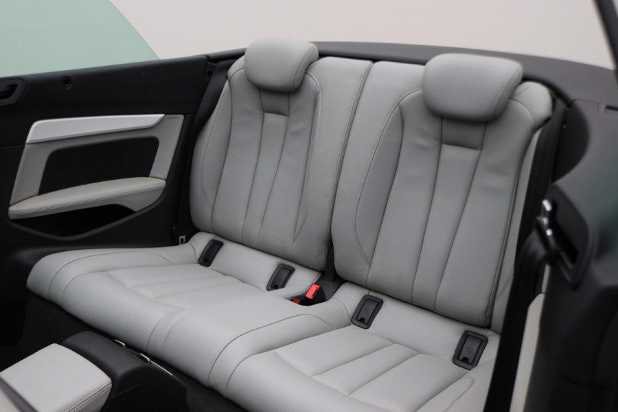 Audi A5 Cabriolet 40 TFSI Sport S Line Edition Leer, Apple Carplay, Verwarmd Stuurwiel, Cruise, PDC, Navigatie, LED, 20''