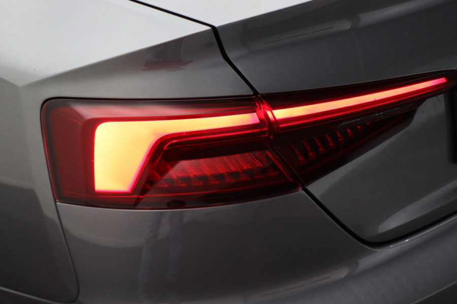 Audi A5 Cabriolet 40 TFSI Sport S Line Edition Leer, Apple Carplay, Verwarmd Stuurwiel, Cruise, PDC, Navigatie, LED, 20''