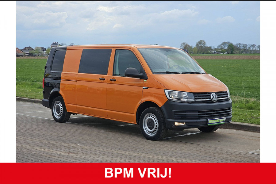 Volkswagen Transporter 2.0 TDI L2H1 DC airco, navi, trekhaak, 150Pk, Euro6!