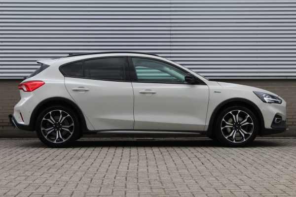 Ford Focus 1.0 EcoBoost 125PK Active Business | B&O | Trekhaak | Adaptieve Cruise | Navigatie | Camera