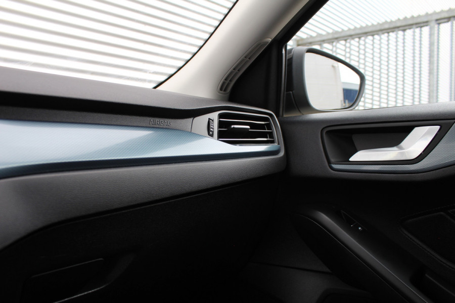 Ford Focus 1.0 EcoBoost 125PK Active Business | B&O | Trekhaak | Adaptieve Cruise | Navigatie | Camera