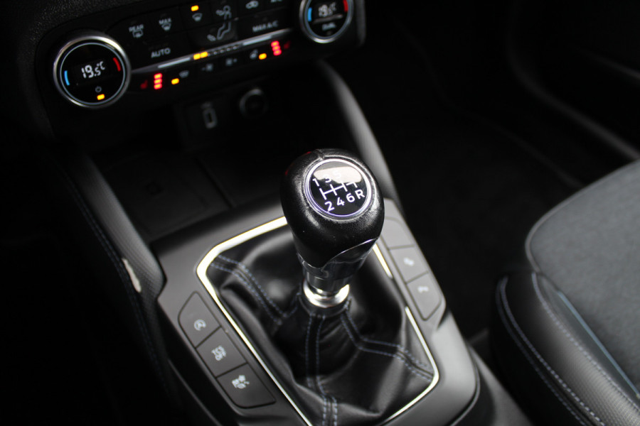 Ford Focus 1.0 EcoBoost 125PK Active Business | B&O | Trekhaak | Adaptieve Cruise | Navigatie | Camera