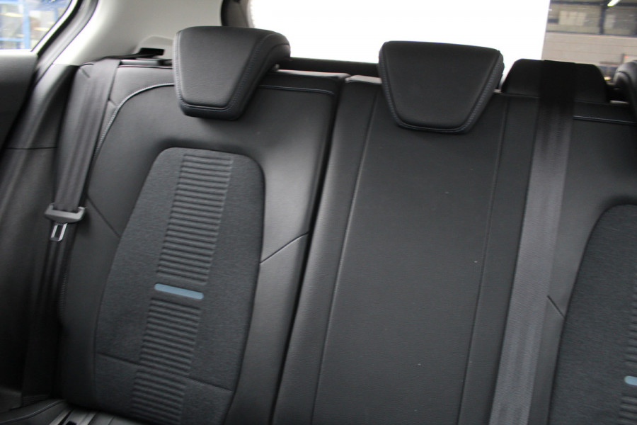 Ford Focus 1.0 EcoBoost 125PK Active Business | B&O | Trekhaak | Adaptieve Cruise | Navigatie | Camera
