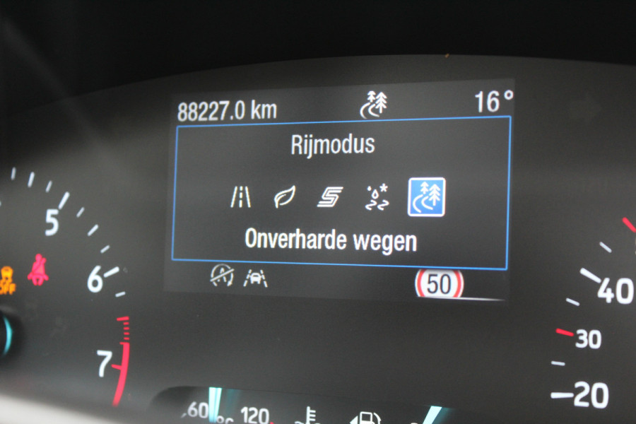 Ford Focus 1.0 EcoBoost 125PK Active Business | B&O | Trekhaak | Adaptieve Cruise | Navigatie | Camera