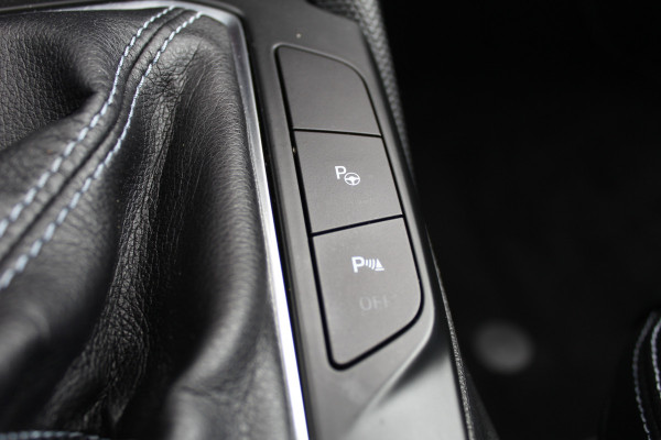 Ford Focus 1.0 EcoBoost 125PK Active Business | B&O | Trekhaak | Adaptieve Cruise | Navigatie | Camera