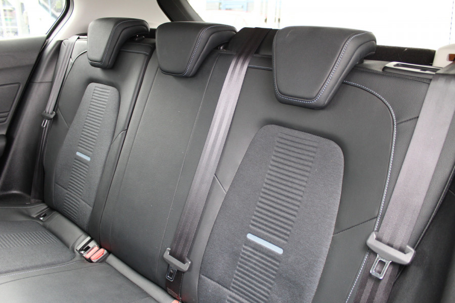 Ford Focus 1.0 EcoBoost 125PK Active Business | B&O | Trekhaak | Adaptieve Cruise | Navigatie | Camera