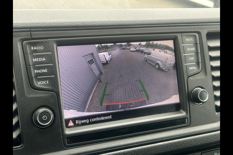 Volkswagen Crafter 35 2.0 TDI L3H3*A/C*CRUISE*3000KG HAAK*CAM*CARPLAY