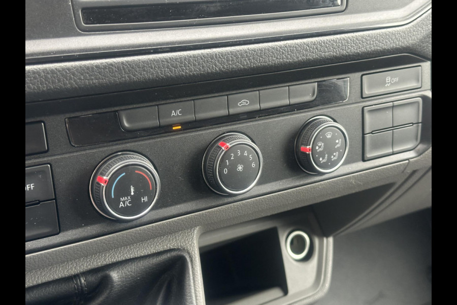 Volkswagen Crafter 35 2.0 TDI L3H3*A/C*CRUISE*3000KG HAAK*CAM*CARPLAY
