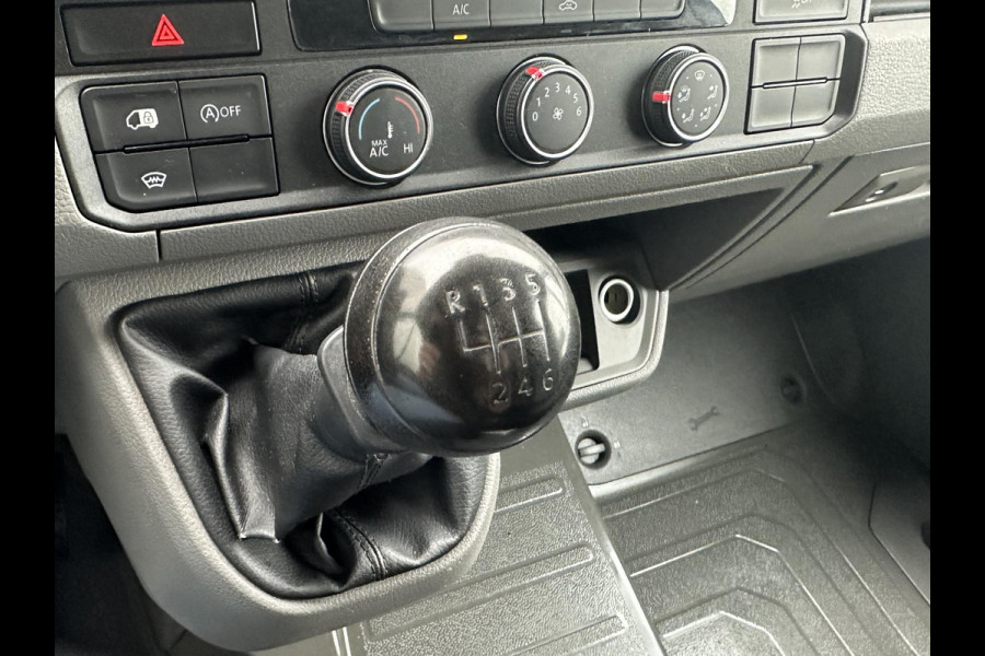 Volkswagen Crafter 35 2.0 TDI L3H3*A/C*CRUISE*3000KG HAAK*CAM*CARPLAY