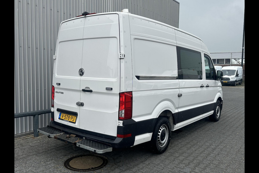 Volkswagen Crafter 35 2.0 TDI L3H3*A/C*CRUISE*3000KG HAAK*CAM*CARPLAY