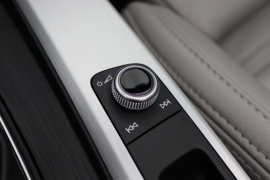 Audi A5 Cabriolet 40 TFSI Sport S Line Edition Leer, Apple Carplay, Verwarmd Stuurwiel, Cruise, PDC, Navigatie, LED, 20''