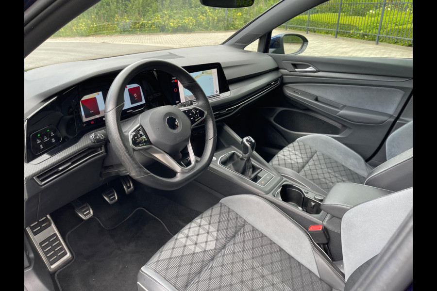 Volkswagen Golf 1.5 TSI 2X R-LINE CAMERA VIRTUAL DISPLAY SFEERVERLICHTING IQ-LED