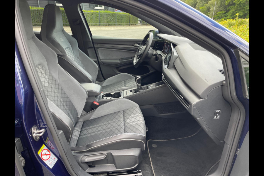 Volkswagen Golf 1.5 TSI 2X R-LINE CAMERA VIRTUAL DISPLAY SFEERVERLICHTING IQ-LED