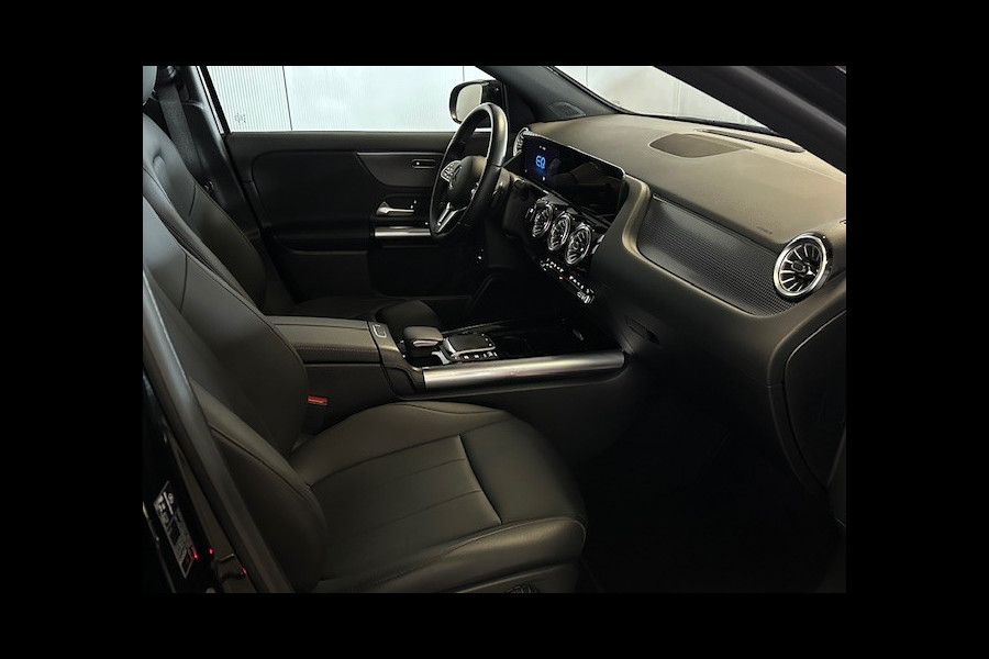 Mercedes-Benz EQA 250 Advanced Progressive-5 JAAR GARANTIE-CAMERA-SFEERVERL.-DODE HOEK-COMPLEET