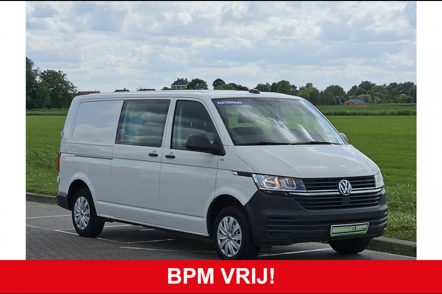 Volkswagen Transporter 2.0 TDI L2H1 T6.1 Automaat Airco Camera Trekhaak CarPlay Euro6!