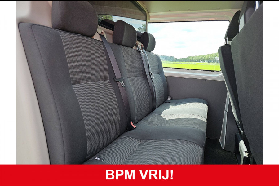 Volkswagen Transporter 2.0 TDI L2H1 T6.1 Automaat Airco Camera Trekhaak CarPlay Euro6!