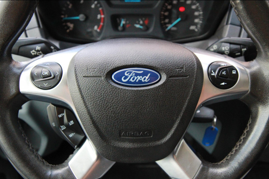 Ford Transit 330 2.0 TDCI L2H2 Trend / Trekhaak / Imperiaal / Sync 3 Navi / 3 zits