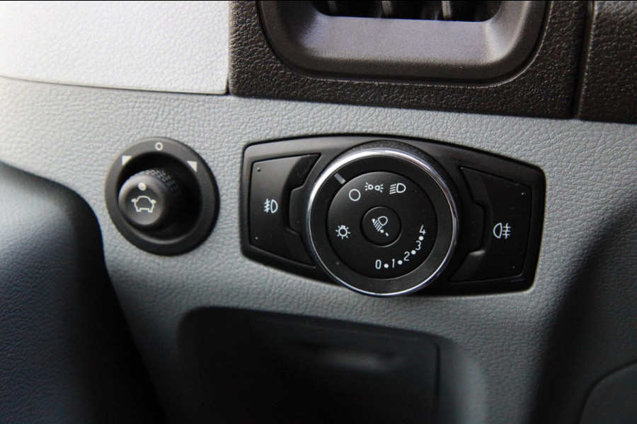 Ford Transit 330 2.0 TDCI L2H2 Trend / Trekhaak / Imperiaal / Sync 3 Navi / 3 zits
