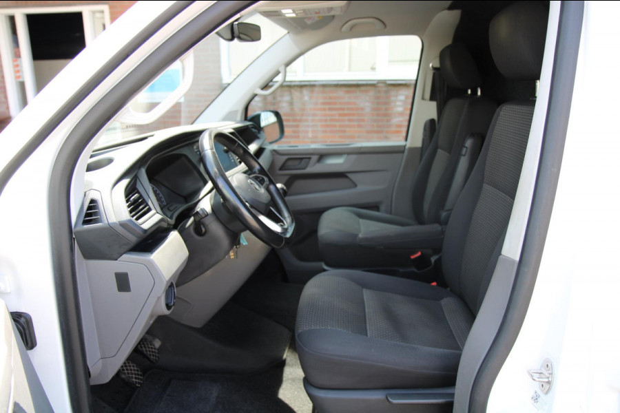 Volkswagen Transporter 2.0 TDI L2H1 Comfortline / App connect / Trekhaak / Navi / Multi stuur