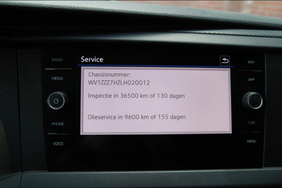 Volkswagen Transporter 2.0 TDI L2H1 Comfortline / App connect / Trekhaak / Navi / Multi stuur
