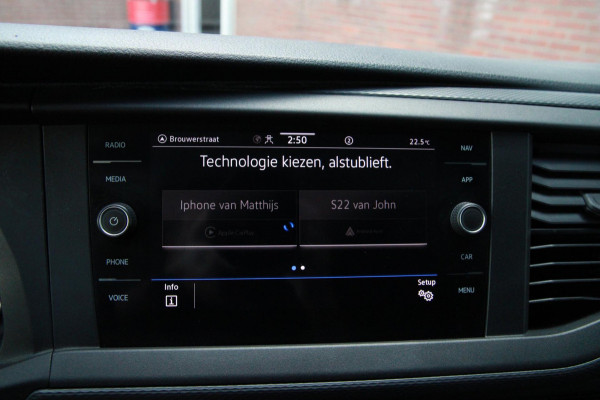 Volkswagen Transporter 2.0 TDI L2H1 Comfortline / App connect / Trekhaak / Navi / Multi stuur