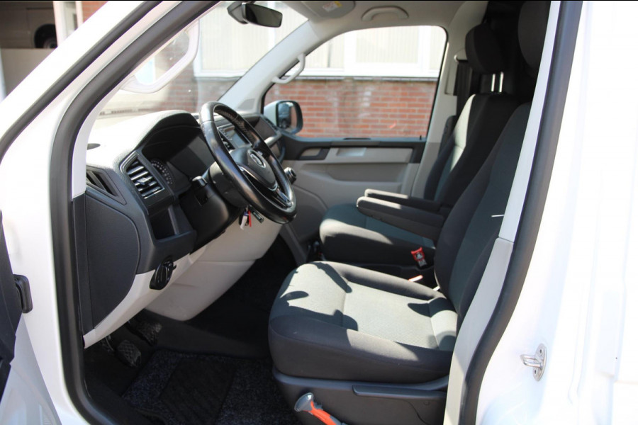 Volkswagen Transporter 2.0 TDI 102PK L1H1 Highline / Multi stuur / Voorruitverwarming / Klep