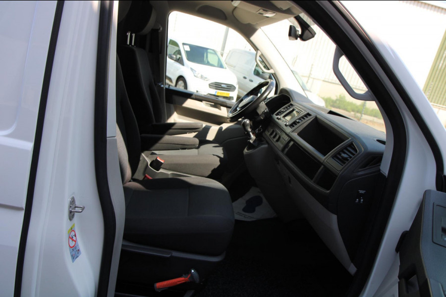 Volkswagen Transporter 2.0 TDI 102PK L1H1 Highline / Multi stuur / Voorruitverwarming / Klep