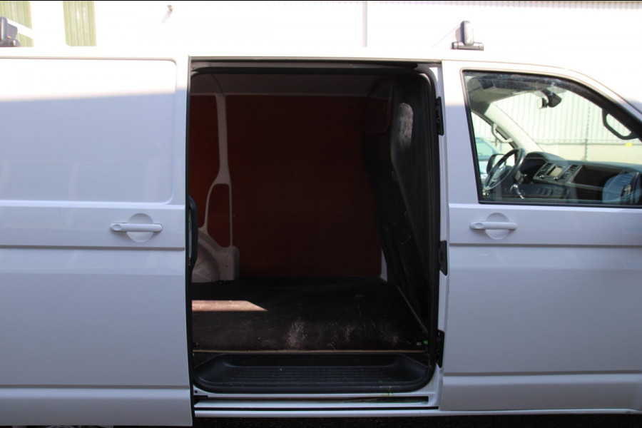 Volkswagen Transporter 2.0 TDI 102PK L1H1 Highline / Multi stuur / Voorruitverwarming / Klep