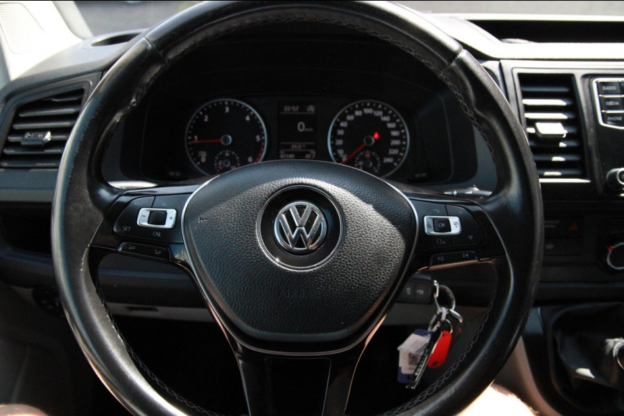 Volkswagen Transporter 2.0 TDI 102PK L1H1 Highline / Multi stuur / Voorruitverwarming / Klep