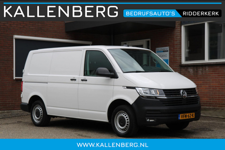 Volkswagen Transporter 2.0 TDI L1H1 150PK Comfortline / App connect / Trekhaak / Multi stuur