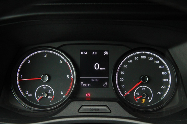 Volkswagen Transporter 2.0 TDI L1H1 150PK Comfortline / App connect / Trekhaak / Multi stuur
