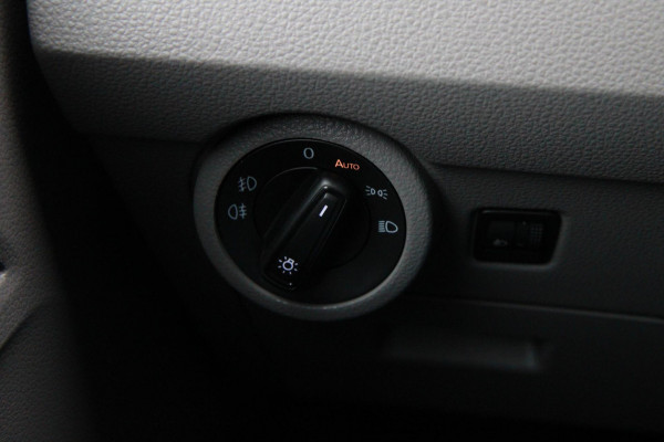 Volkswagen Transporter 2.0 TDI L1H1 150PK Comfortline / App connect / Trekhaak / Multi stuur