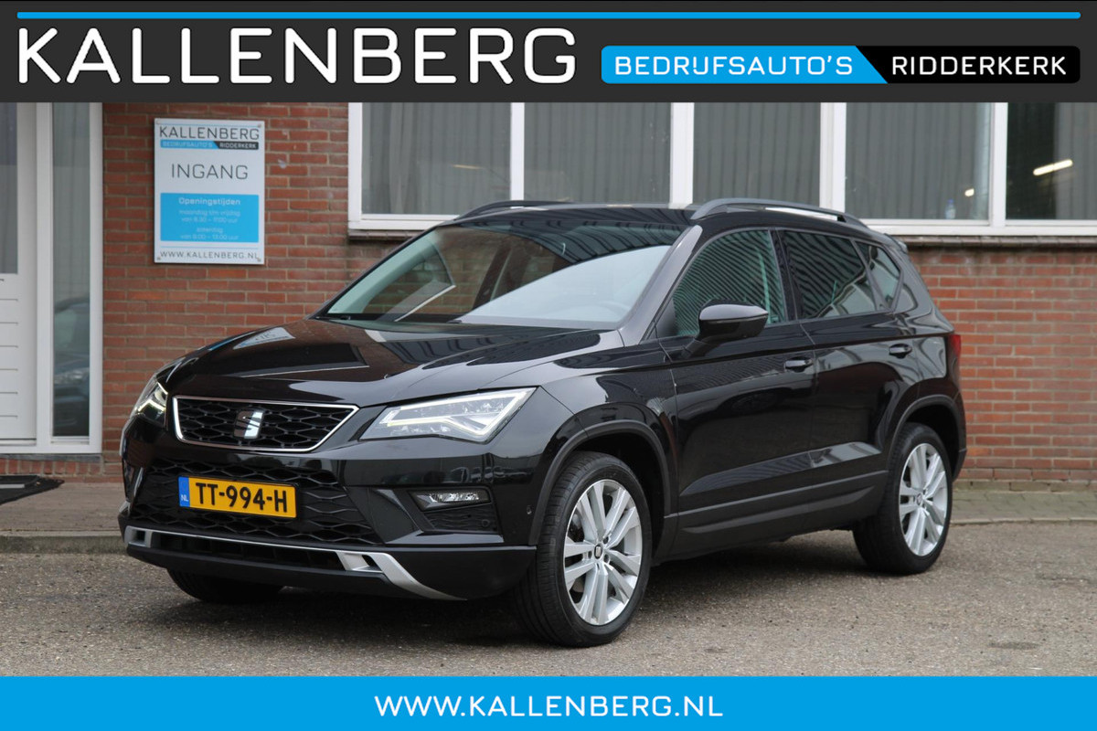 Seat Ateca 1.0 EcoTSI Style Intense / LED / CarPlay / 18 Inch / Camera Seat Ateca 1.0 EcoTSI Style Intense / LED / CarPlay / 18 Inch / Camera
