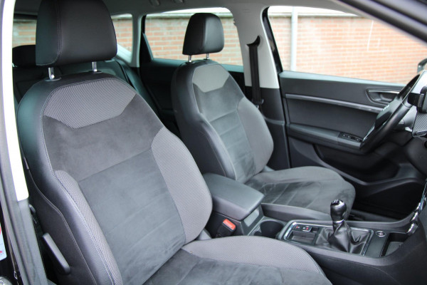 Seat Ateca 1.0 EcoTSI Style Intense / LED / CarPlay / 18 Inch / Camera