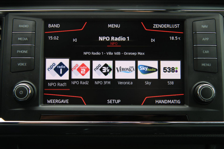 Seat Ateca 1.0 EcoTSI Style Intense / LED / CarPlay / 18 Inch / Camera