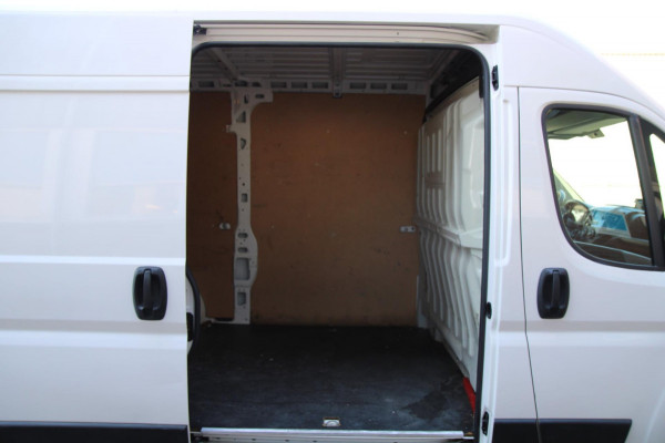 Citroën Jumper 33 2.0 BlueHDi 131PK L2H2 / Navi / Cruise / 3 zits / Airco
